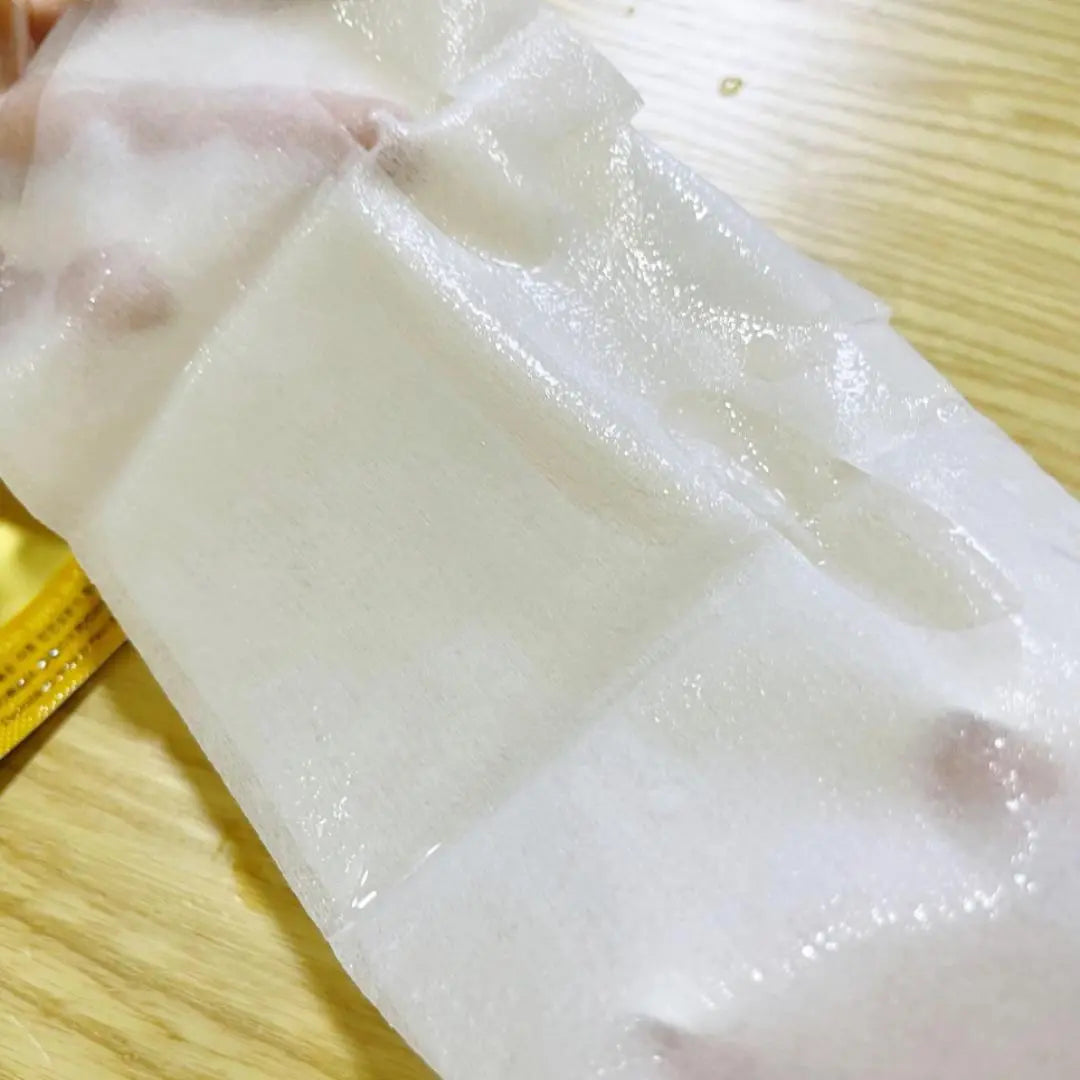 (12 Samples) Revitalizing White Label Sheet Mask